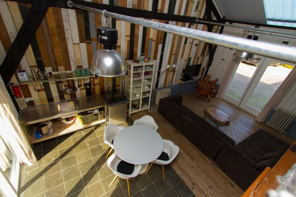 Apartamento Paardenstal, Private House With Wifi And Free Parking For 1 Car Weesp Exterior foto