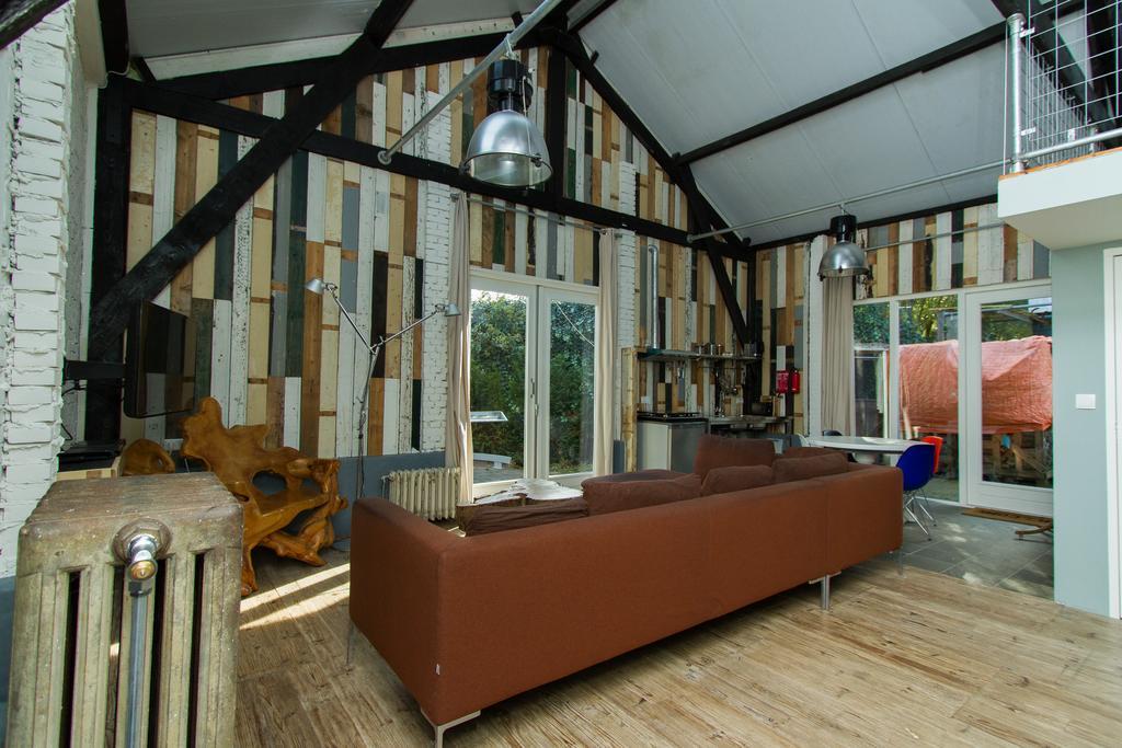 Apartamento Paardenstal, Private House With Wifi And Free Parking For 1 Car Weesp Exterior foto