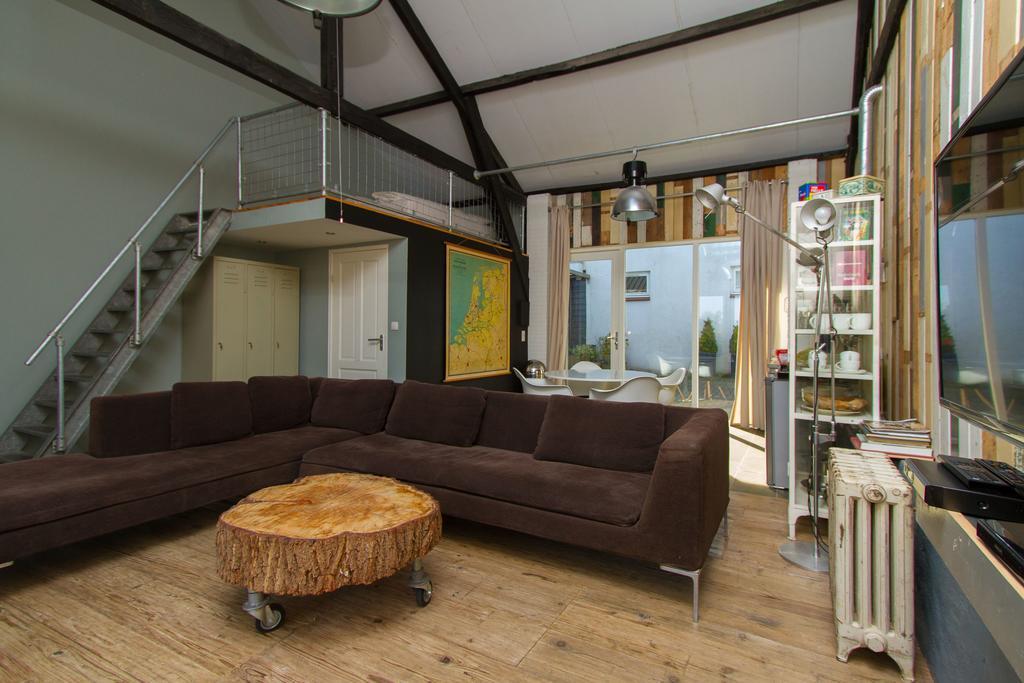 Apartamento Paardenstal, Private House With Wifi And Free Parking For 1 Car Weesp Exterior foto